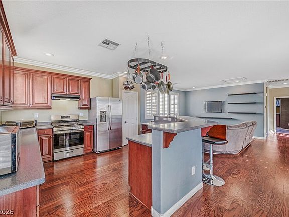 3rd image of 10131 Hollis Mountain Ave