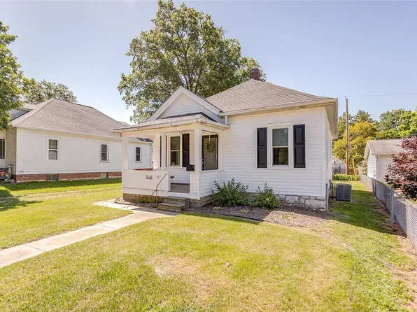 1127 Logan St, Alton, IL 62002