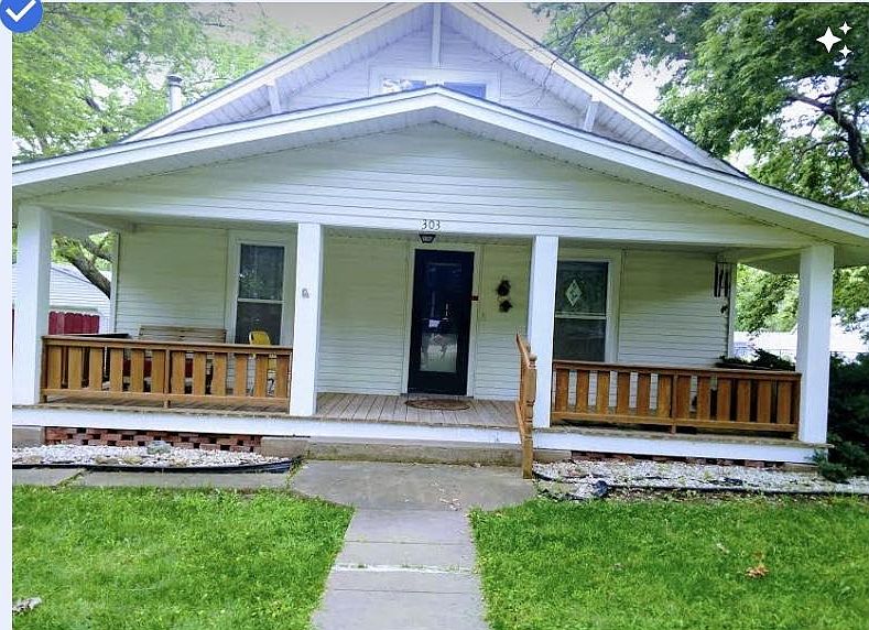 1st image of 303 W 7th St