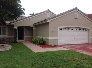 15952 SW 73rd St, Miami, FL 33193