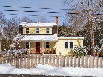 49 Underwood Road, Falmouth, ME, 04105