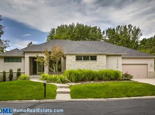 6250 Black Forest Dr, Lincoln, NE 68516