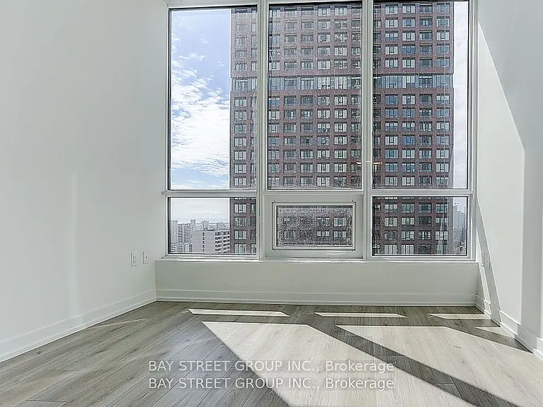 395 Bloor St E #2802 — Photo 13