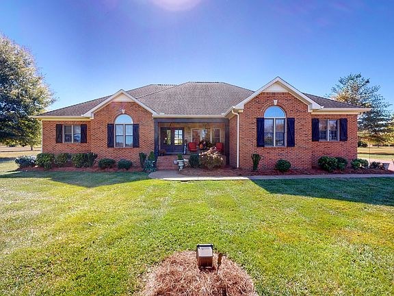2nd image of 103 Stanley Davis Cir