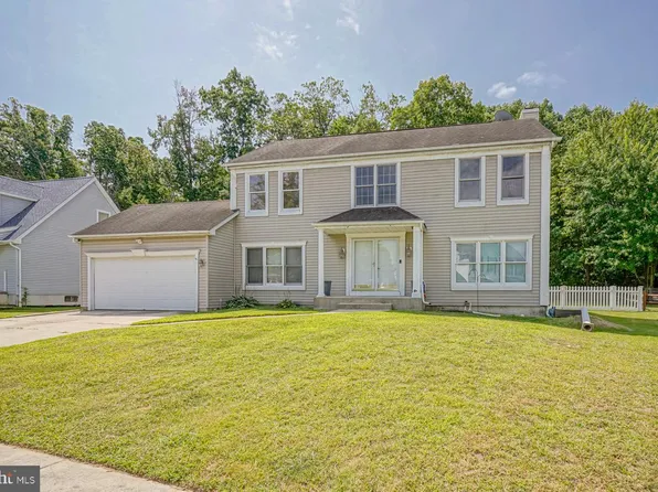 14 Fisler Dr, Clayton, NJ 08312