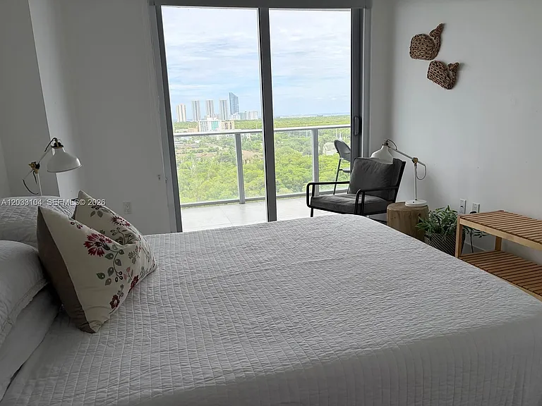 16385 Biscayne Blvd #1417 — Photo 12