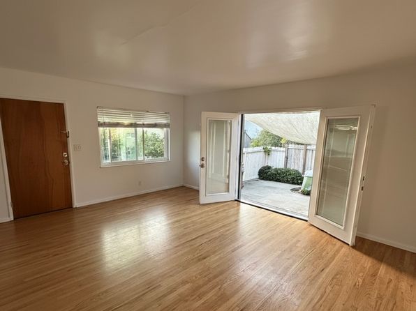 1027 E De La Guerra St APT A