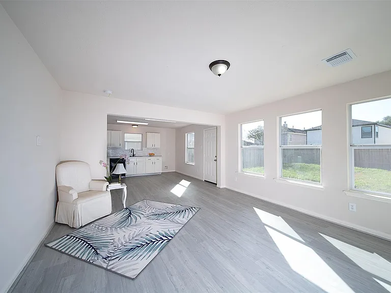 12934 Kingston Point Ln — Photo 11