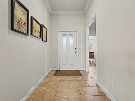 3rd image of 5710 111th St