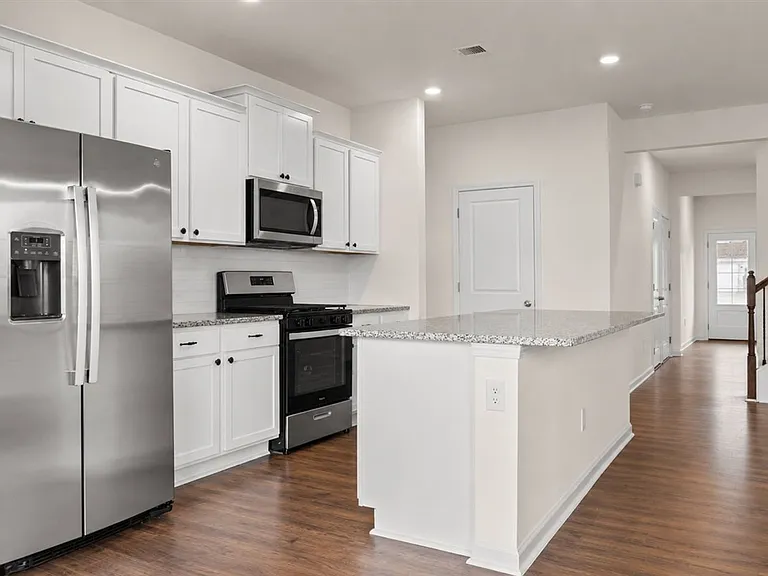 5581 Wildlife Cir — Photo 13
