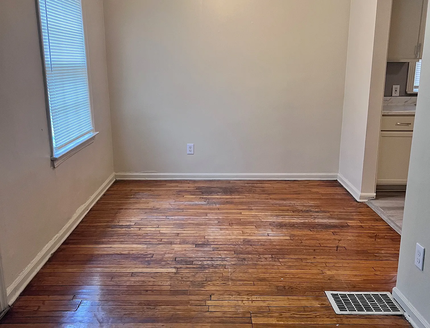 3 bed, 1200 sqft, $1,175 — Photo 4