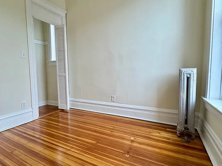 3801 N Lincoln Ave — Photo 32