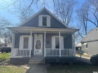 1005 Summer St, Pekin, IL