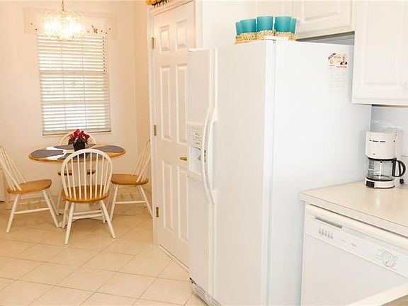 5th image of 14521 Sherbrook Pl APT 304