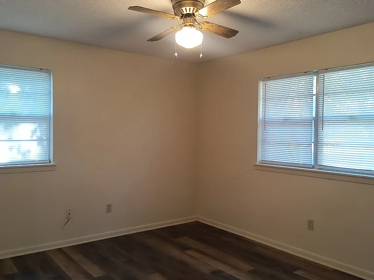 7211 Rustic Cir — Photo 14