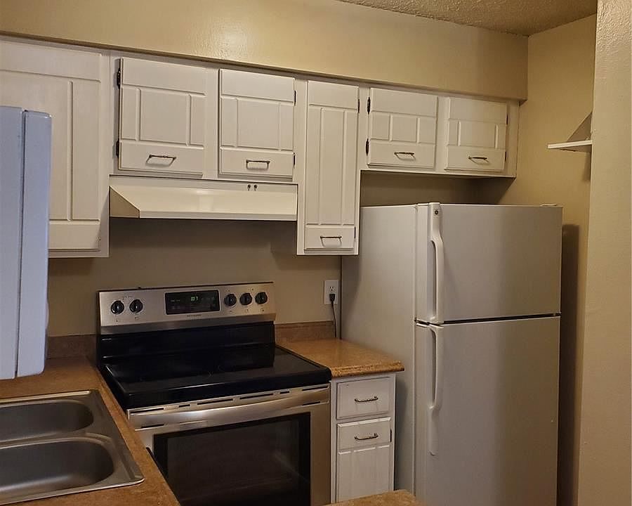 1st image of 5300 E Cherry Creek South Dr APT 118