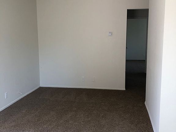 3rd image of 16831 Lynn Ln #3