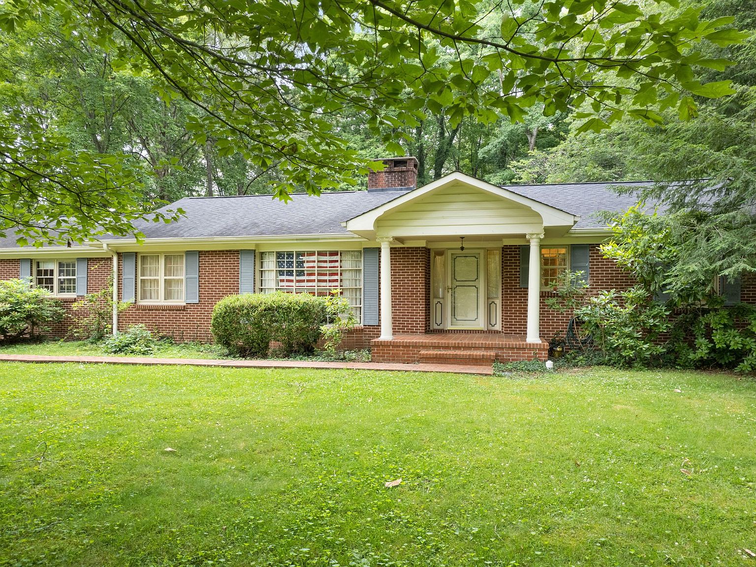 305 Oak Park Cir, Tullahoma, TN 37388 MLS 2537929 Zillow