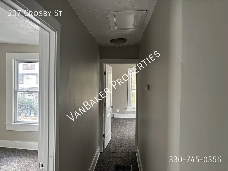 207 Crosby St — Photo 12