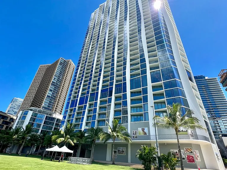 1000 Auahi St #1607 — Photo 31