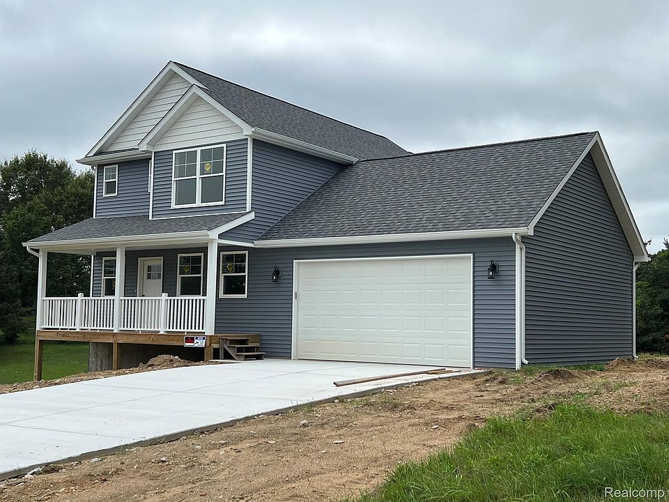 1st image of 1082 Red Barn Dr