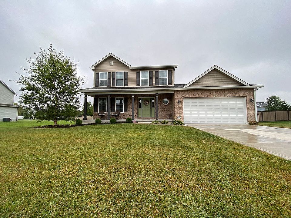 1st image of 376 Charles Pl
