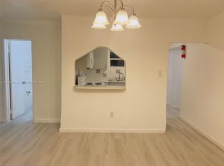 11900 SW 216th St, Miami, FL 33170