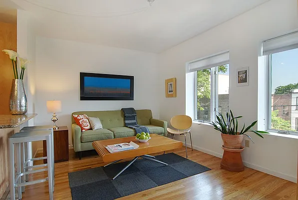 Rented by JDM Real Estate Consulting | media 11