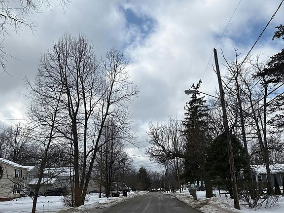 5th image of 1175 Bryce Ave