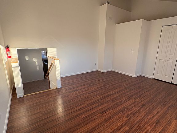 4th image of 18 Green Pl