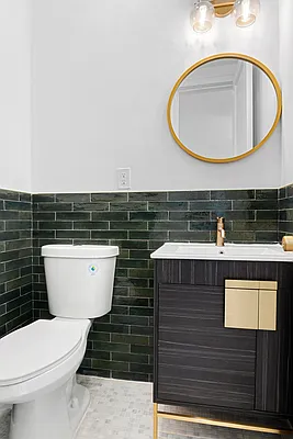 Rented by Compass | media 24