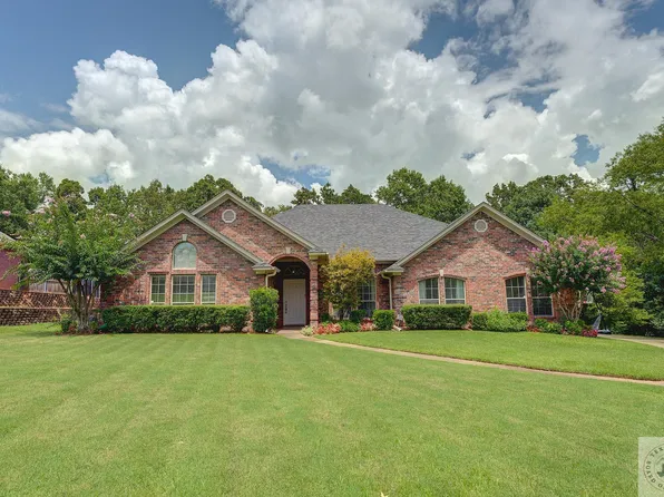 2113 White Oak Ln, Texarkana, AR 71854