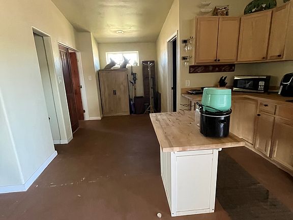 5th image of 10 Calvary Rd