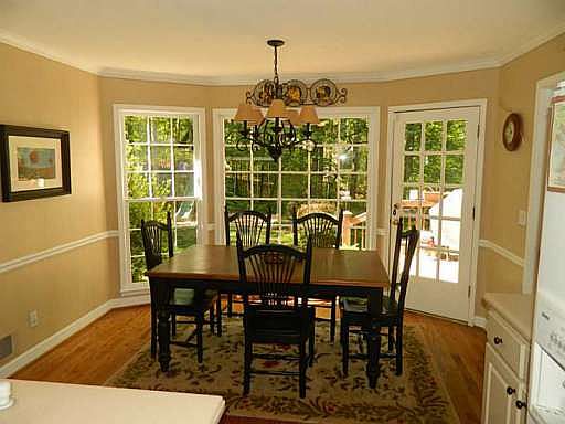 4th image of 315 Woodchuck Ct