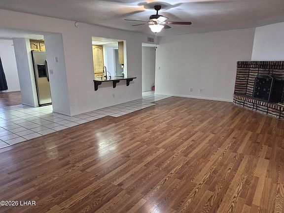 3rd image of 671 Apache Dr