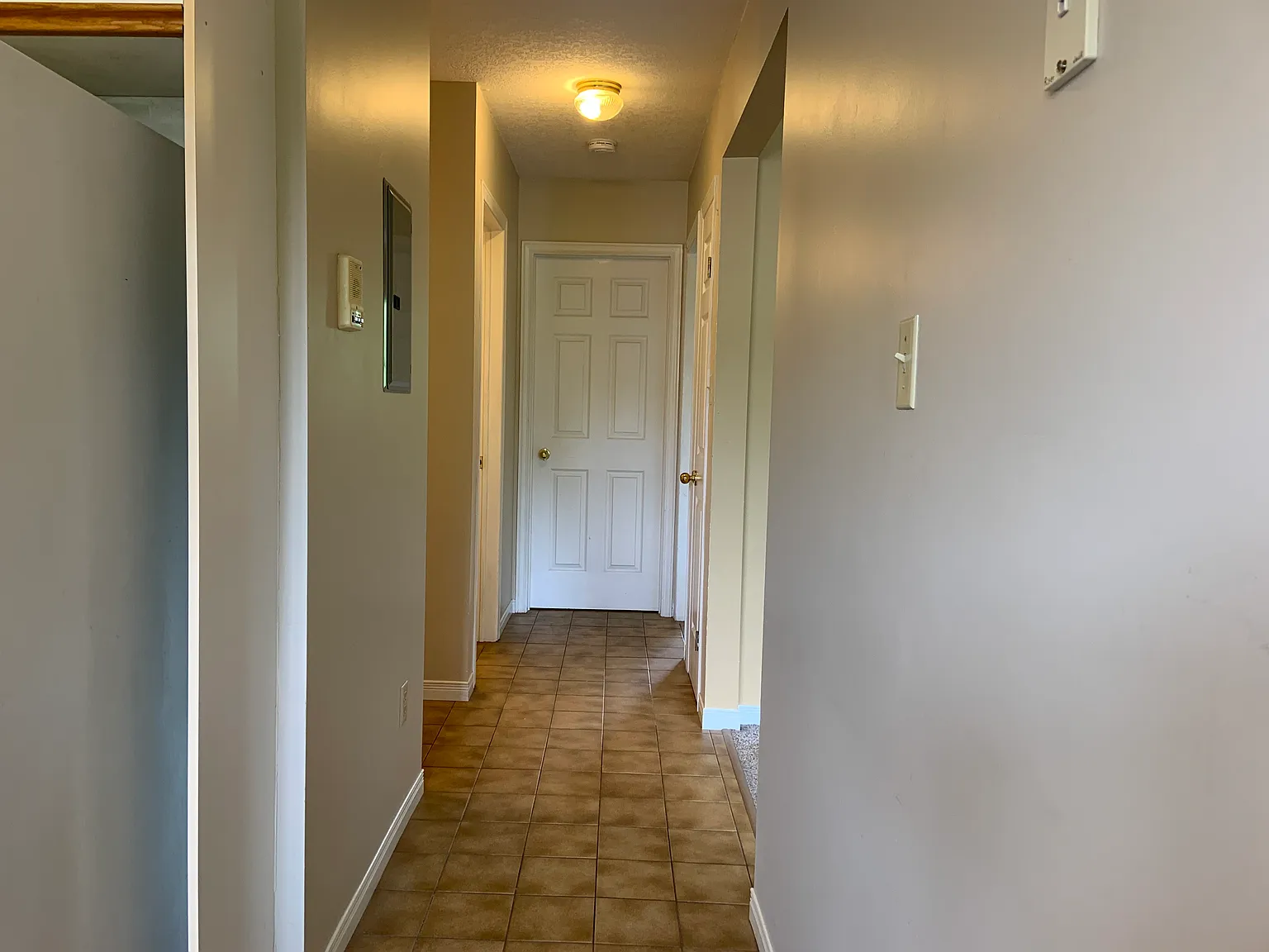 1 bed, 700 sqft, $1,380 — Photo 3