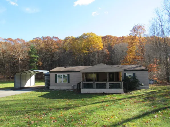 482 Thunderbird Rd, Du Bois, PA 15801