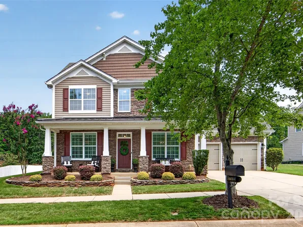 6403 Torrence Trace Dr, Huntersville, NC 28078