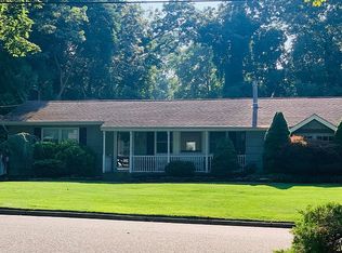 18 Water Rd, Rocky Point, NY 11778