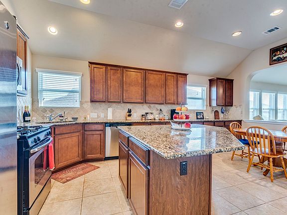 3rd image of 19609 Drifting Meadows Dr