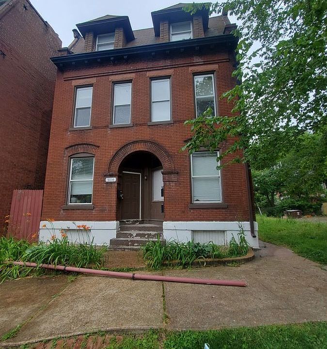 1st image of 3016 California Ave #2F