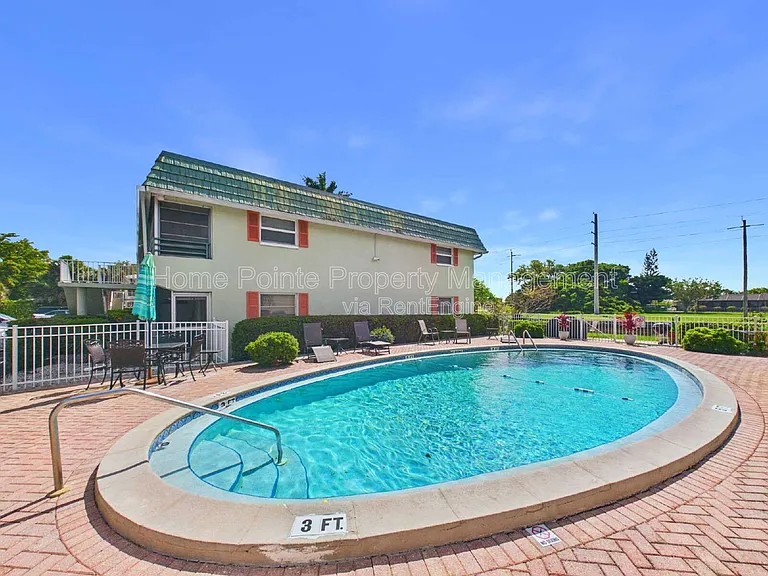 300 Valley Stream Dr #3D — Photo 20