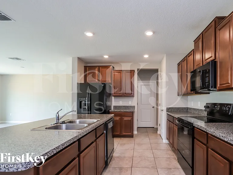 9632 Sage Creek Dr — Photo 5