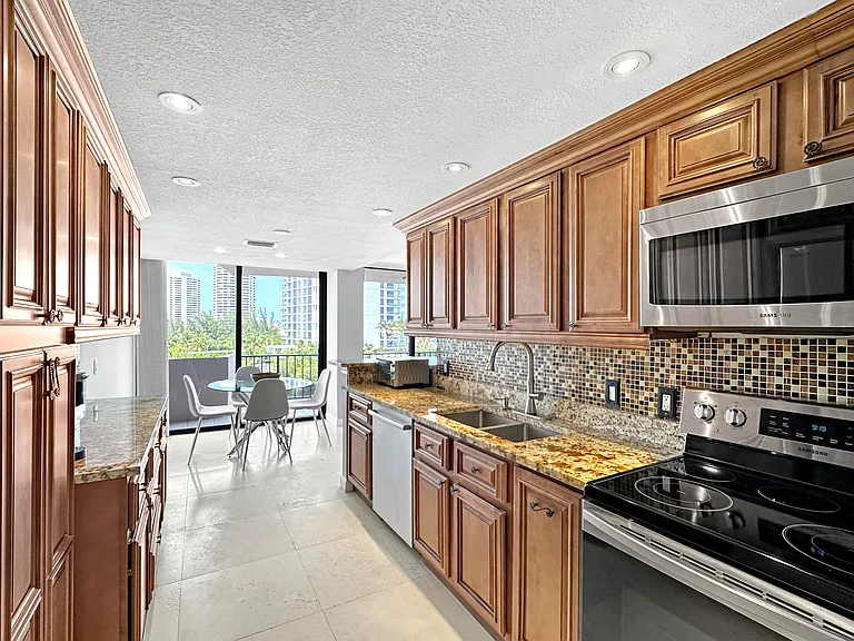 4200 N Ocean Dr #2-506 — Photo 9