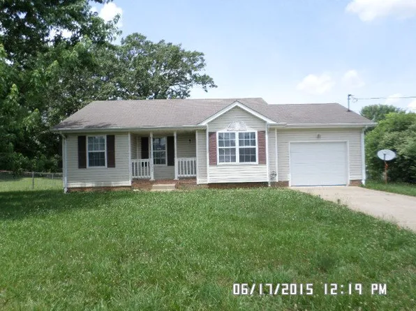 1032 Bush Ave, Oak Grove, KY 42262