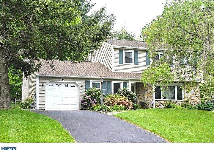 1st image of 504 Municipal Dr