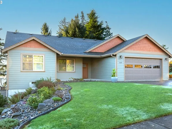1927 SE 2nd St, Astoria, OR 97103