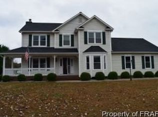 5900 Finish Line Dr, Hope Mills, NC 28348
