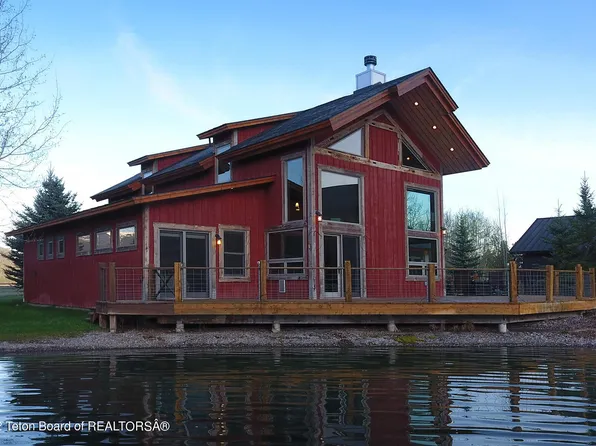 592 Airport Dr #4, Alpine, WY 83128