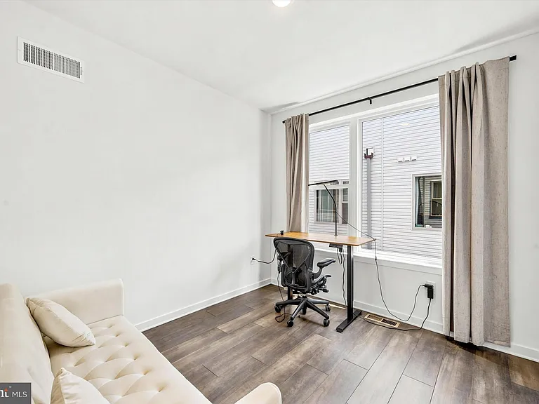 3005 Birchview Walk — Photo 14